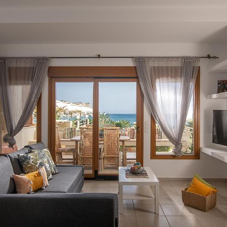 Beachfront Green Apt-Ligaria Beach Eksteriør bilde