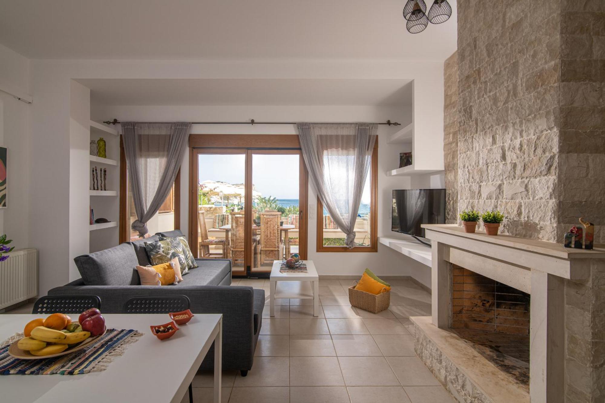 Beachfront Green Apt-Ligaria Beach Eksteriør bilde